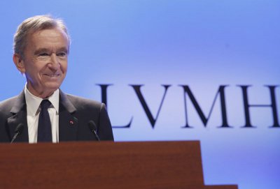​“世界奢靡品教父”伯纳德·阿诺特身家或者胜过盖茨、贝索斯