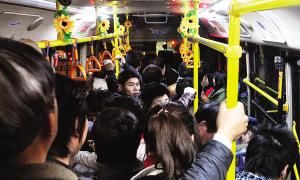 7米公交车能超载吗