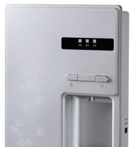 ​饮水机制冷多少度,饮水机冰水一般多少度