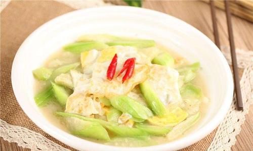 丝瓜可以和鸡蛋一起煮汤吗