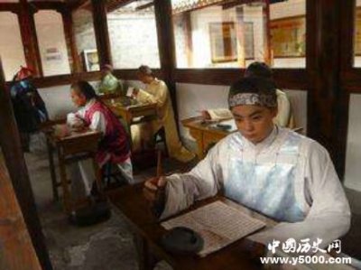 ​童试考试科目有什么？童试第一名叫什么？