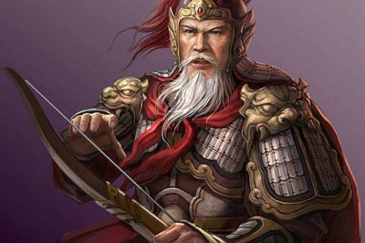 ​黄忠的武器叫什么名字，一把弓箭一把刀叫什么