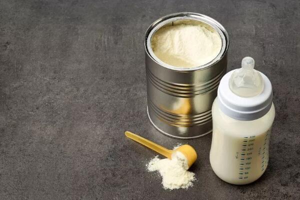 奶粉多少度水冲合适:40℃和70℃都可以(70℃注意烫伤)