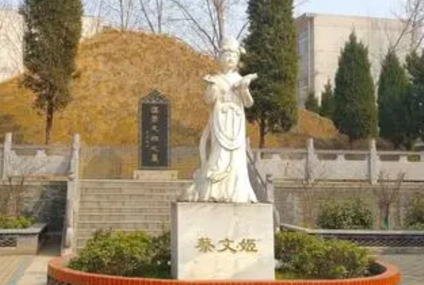 汉代四大才女都有谁?(卓文君、蔡文姬、班昭、班婕妤)