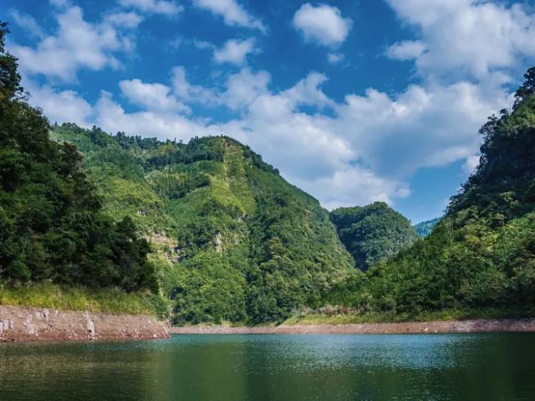 湘潭最值得去的景点有哪些(湘潭旅游景点有哪些地方)