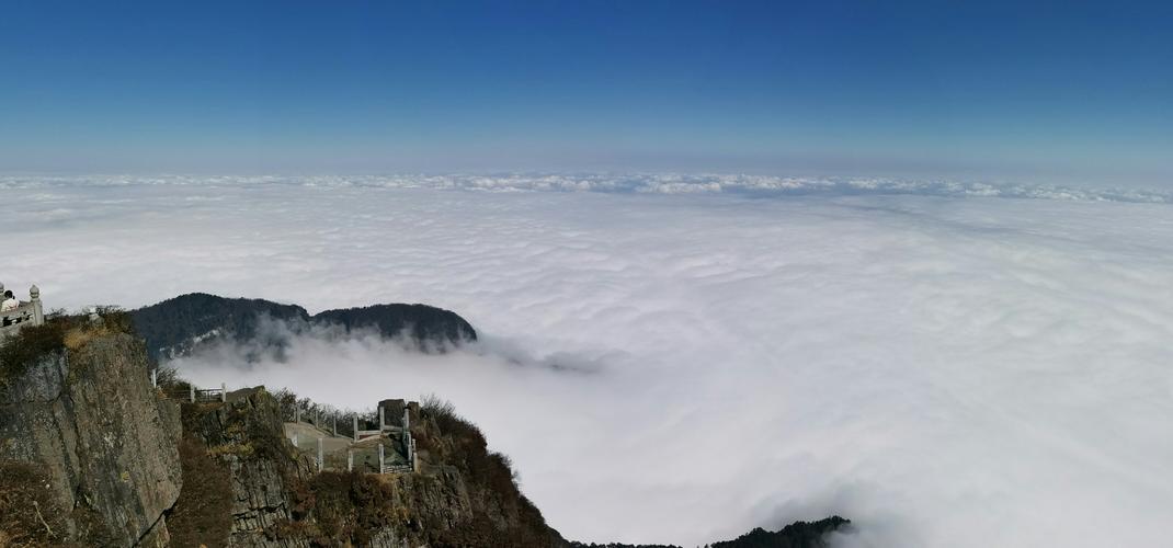 第四天:峨眉山---青城山
