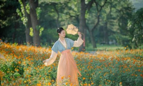 描写黄山的诗句古诗大全(描写黄山的诗句古诗)-第1张图片-