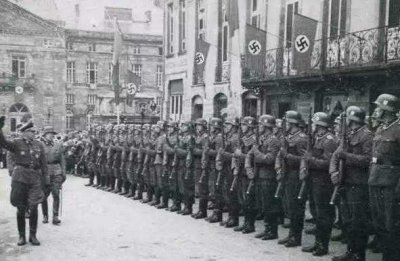 ​两战德国为什么那么强 两战德军为为什么这样利害?