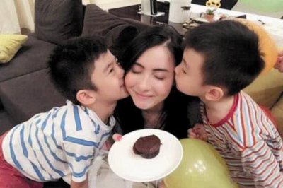 ​张柏芝三胎生父是谁，张柏芝一共生了几个孩子