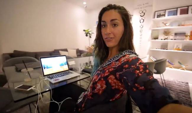 ▲Poppy喜佳的中国咖啡馆（视频截图）