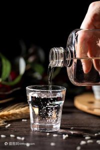 ​2017年茅台的形势(2017年茅台飞天酒53度价格)