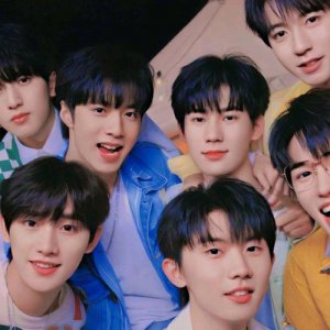 ​少年时代团成员