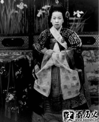 纯贞孝皇后旧照
