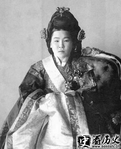纯贞孝皇后旧照