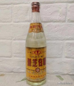 ​景芝白干62度3l价格(景芝白干49度12瓶一箱价格表)