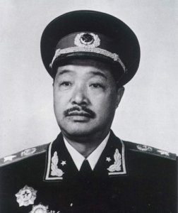 ​1974年9月29日：中共中央为贺龙恢复名誉