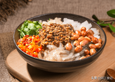 ​粉条泡了三天还能吃吗(粉条泡久了会怎么样)