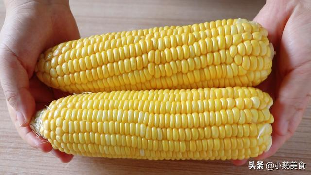 玉米饼的12种家常做法（玉米饼最好吃的做法）(2)