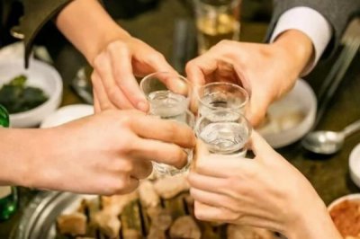 ​江苏洋河酒厂洋河大曲多少钱一箱_江苏洋河大曲多少钱一瓶