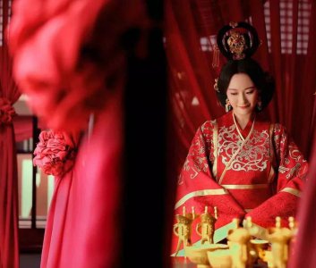 ​瑗挎檵鏅嬫儬甯濈殗鍚庤淳鍗楅鐢熷钩浠嬬粛鍙婂巻鍙茶瘎浠?/p> 璐惧崡椋庯紙