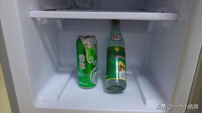 ​白酒变黄浑浊(白酒变黄了)