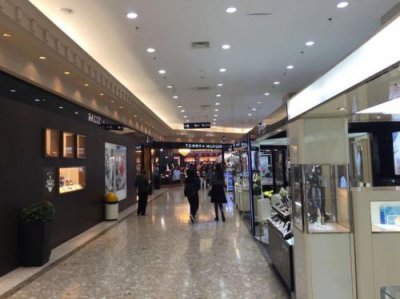 ​上海第一八佰伴有哪些品牌？上海第一八佰伴地铁几号线