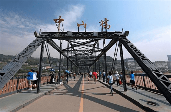 中国的几何中心在哪(中国几何中心城市在哪里)