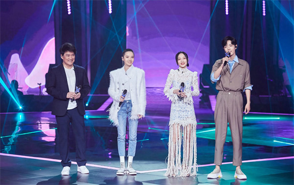 蒋一侨为什么光头(蒋一侨是谁的千金)