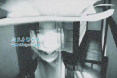 ​八尺大人:日本都市恐怖传说 身高八尺专门对年轻男性下手