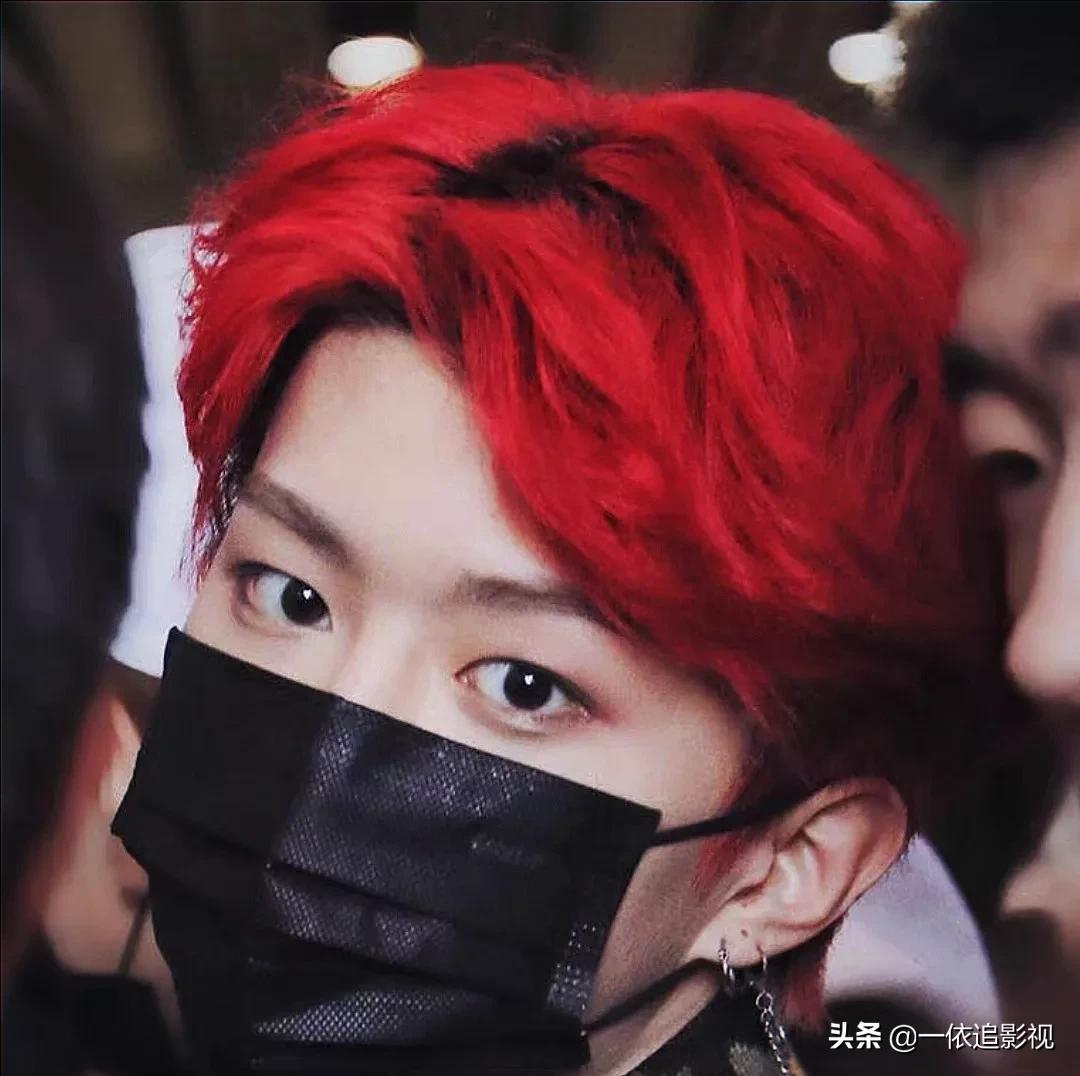 范丞丞：颜值高气质出众掩盖不住，自说出道后还被星探发小卡片呢