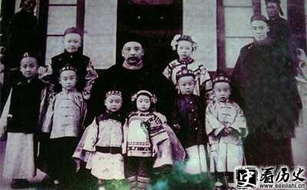 袁世凯子孙合照
