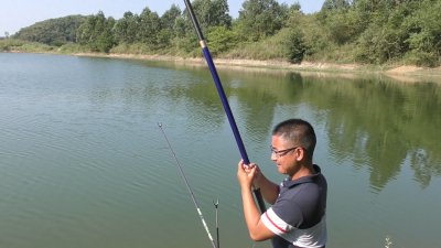 ​浅谈野钓大物竿，装备选购及使用技巧，轻松玩转