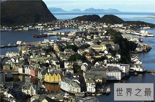 癌症发病率最高的十个国家，几乎都是发达国家（第一名空气极好）