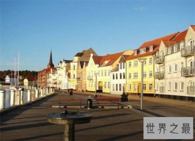 ​癌症发病率最高的十个国家，几乎都是发达国家（第一名空气极好）