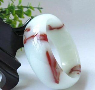 ​血玉是什么？你知道吗？