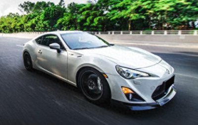 ​被各种汽车大咖夸上天的，丰田86，原来缺点这么多！