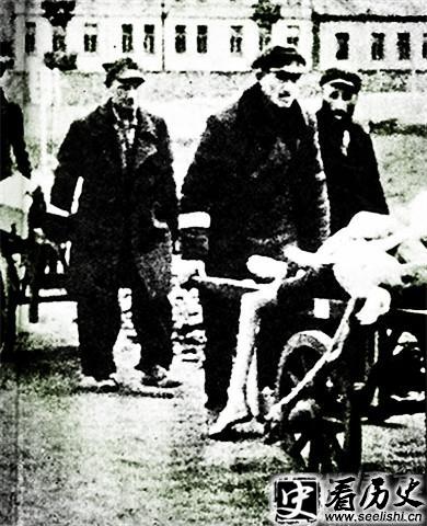 犹太人大屠杀旧照