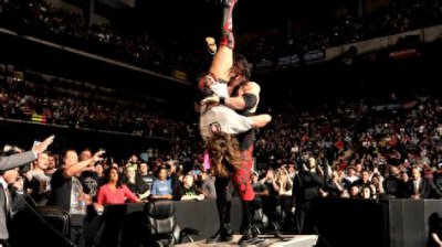 ​WWE几大禁招了解一下！多人脖子受伤，有人直接报废职业生涯