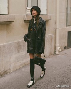 ​“半身裙+过膝袜”很丑？那就看你怎么搭配了，其实这么穿超美的