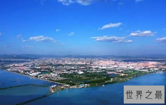 十座能和心灵对话的中国小城，静下心听听自己的内心。