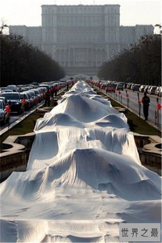 世界最长婚纱,4100米的婚纱你敢想象么