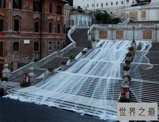 世界最长婚纱,4100米的婚纱你敢想象么