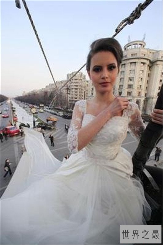 世界最长婚纱,4100米的婚纱你敢想象么