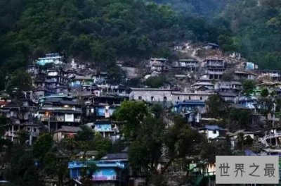 ​全球十大降水量最多的地区，代本贾上榜，第二有着世界雨极的称号