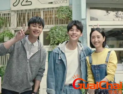 ​《想见你》剧中有什么小细节-片尾曲中暗示两种结局