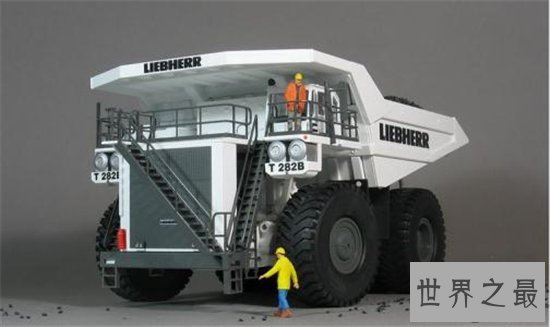 世界最大车，光是重量据说就已经有十几吨！