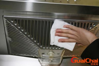 ​抽油烟机清洗小窍门有哪些？抽油烟机清洗方法和小窍门 简单又省力？