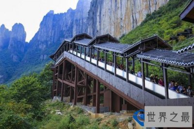 ​全球最长手扶电梯，湖北恩施的世界之最(688米)