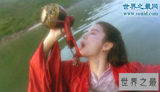 世界电影十大美艳女反派，性感妖娆的蛇蝎美人