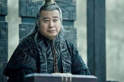 ​赵高为何要毁掉秦朝?赵高因为何事这么恨秦朝？